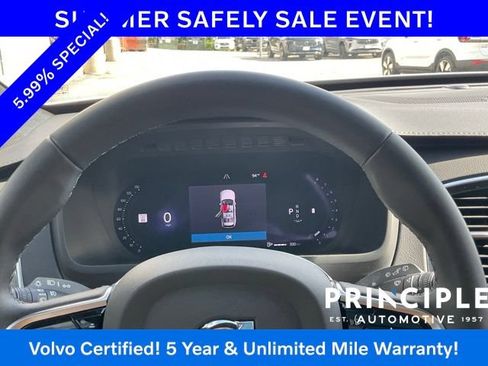 Certified 2024 Volvo XC90 B6 Ultimate w/ Lounge Package AWD/4WD image 22