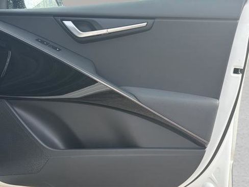 Used 2023 Kia Niro Wind w/ Wind Preserve Package image 11