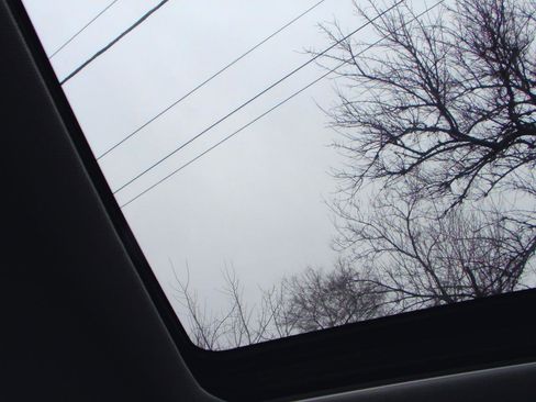 Used 2023 Chevrolet Equinox LT image 27