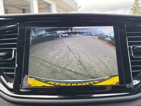 Used 2024 Dodge Durango GT image 31