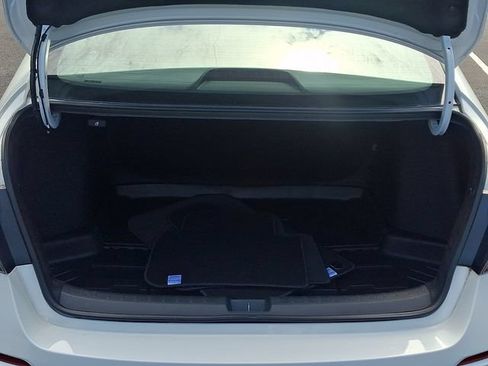 Used 2023 Honda Civic Sport image 28