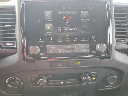 Used 2022 Nissan Frontier PRO-4X image 18