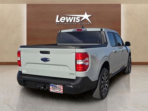 Used 2024 Ford Maverick Lariat image 4