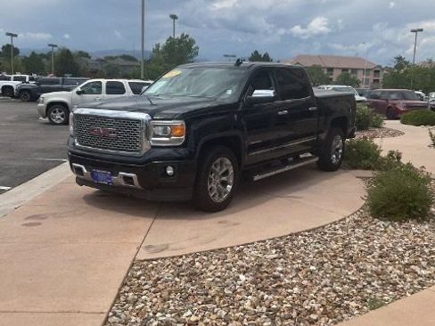 Used 2015 GMC Sierra 1500 Denali w/ Driver Alert Package AWD/4WD image 8