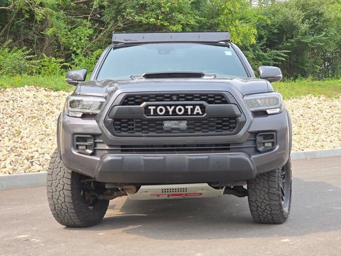 Used 2020 Toyota Tacoma TRD Pro AWD/4WD image 32