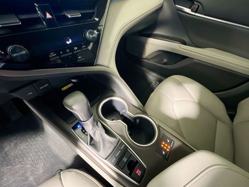 Used 2023 Toyota Camry XLE image 26