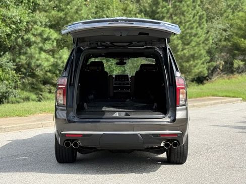 Used 2021 Chevrolet Tahoe High Country AWD/4WD image 17