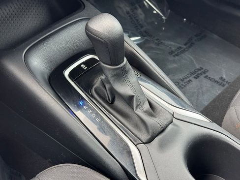 Used 2024 Toyota Corolla LE image 35