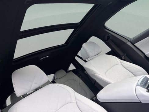 Used 2025 BMW X6 xDrive40i image 29