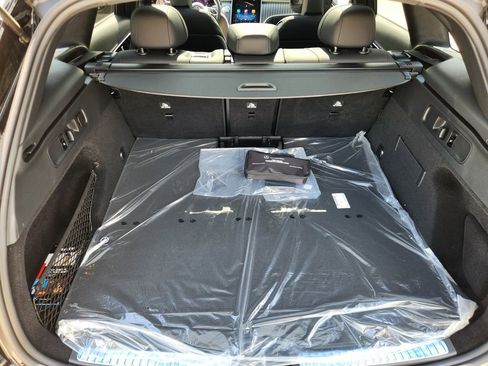 Used 2020 Mercedes-Benz GLC 300 4MATIC image 15