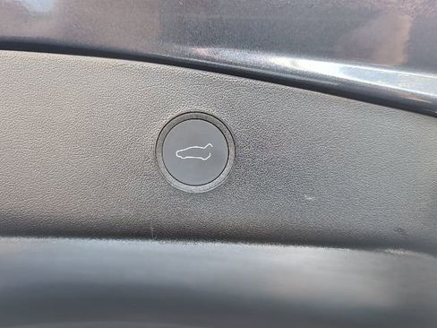 Used 2022 Tesla Model 3 Standard Range RWD image 25