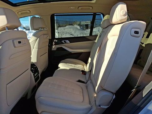 Used 2019 BMW X7 xDrive40i w/ Premium Package image 12