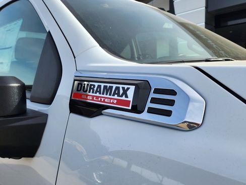 New 2026 GMC Sierra 3500 Pro w/ Convenience Package image 14