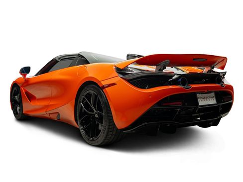 Used 2022 McLaren 720S Spider RWD image 16