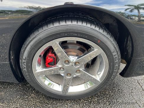 Used 1998 Chevrolet Corvette Coupe w/ Roof Pkg RWD image 58