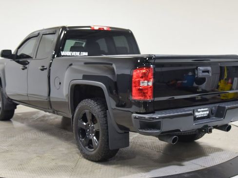 Used 2017 GMC Sierra 1500 SLE image 10