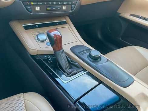 Used 2017 Lexus ES 350 w/ Premium Package FWD image 21