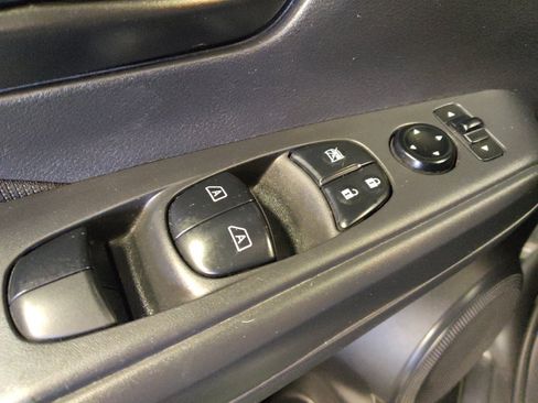 Used 2024 Nissan Kicks S FWD image 27