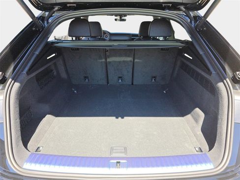 New 2026 Audi Q8 Premium image 12