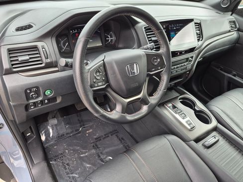 Certified 2023 Honda Passport TrailSport image 10