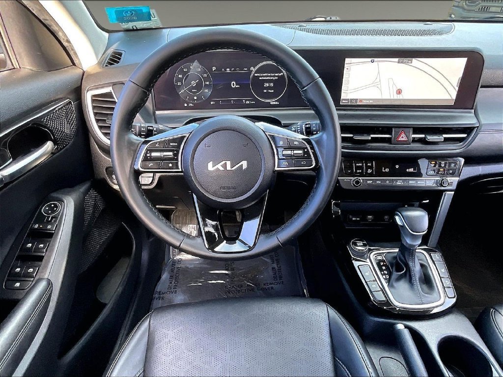Certified 2024 Kia Seltos EX AWD/4WD image 16