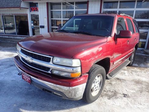 Used 2002 Chevrolet Tahoe LT image 2