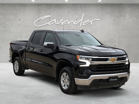 Used 2025 Chevrolet Silverado 1500 LT AWD/4WD image 2