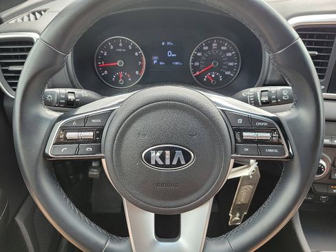 Used 2021 Kia Sportage S image 18