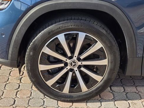 Used 2022 Mercedes-Benz GLB 250 image 11
