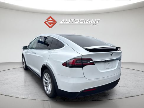 Used 2020 Tesla Model X Long Range AWD/4WD image 3