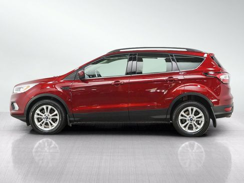 Used 2017 Ford Escape SE w/ SE Leather Comfort Package AWD/4WD image 2