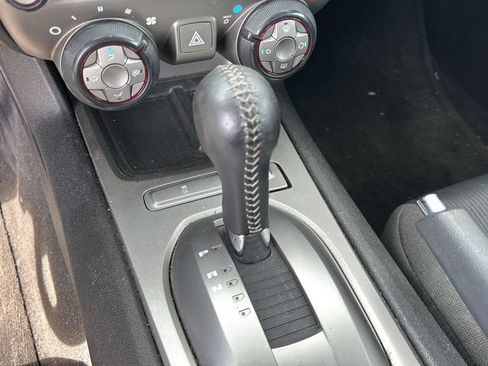 Used 2015 Chevrolet Camaro LT RWD image 22