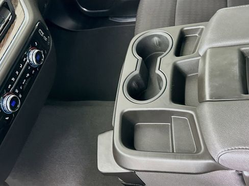 Used 2024 GMC Sierra 1500 Elevation image 16