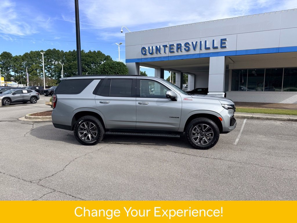 Used 2024 Chevrolet Tahoe Z71 w/ Luxury Package AWD/4WD image 4