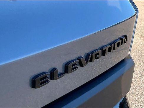 Used 2026 GMC Terrain Elevation w/ Elevation Premium Package image 18