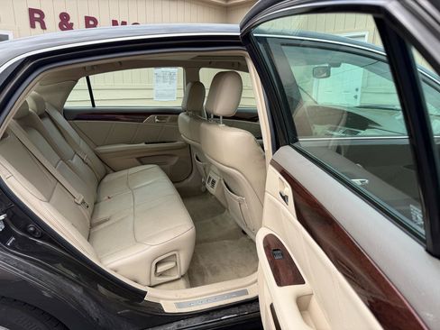 Used 2009 Toyota Avalon Limited FWD image 4