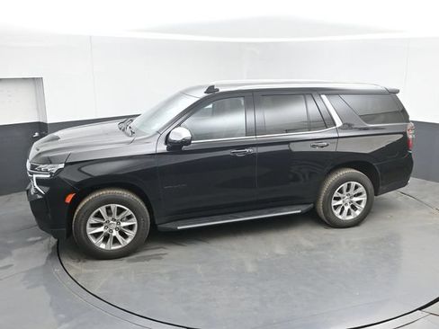 Used 2023 Chevrolet Tahoe Premier w/ Premium Package AWD/4WD image 42