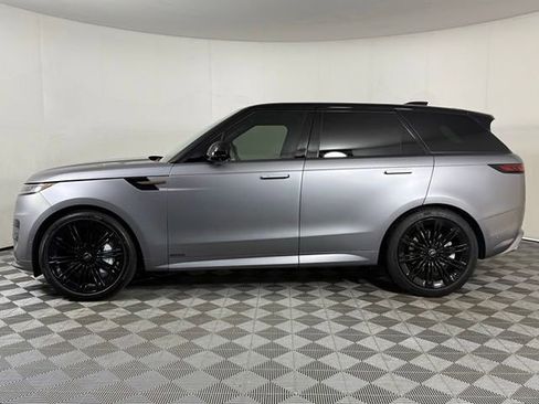 Used 2025 Land Rover Range Rover Sport Autobiography AWD/4WD image 3