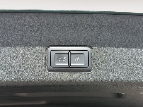 New 2026 Audi Q3 quattro 2.0T AWD/4WD image 28