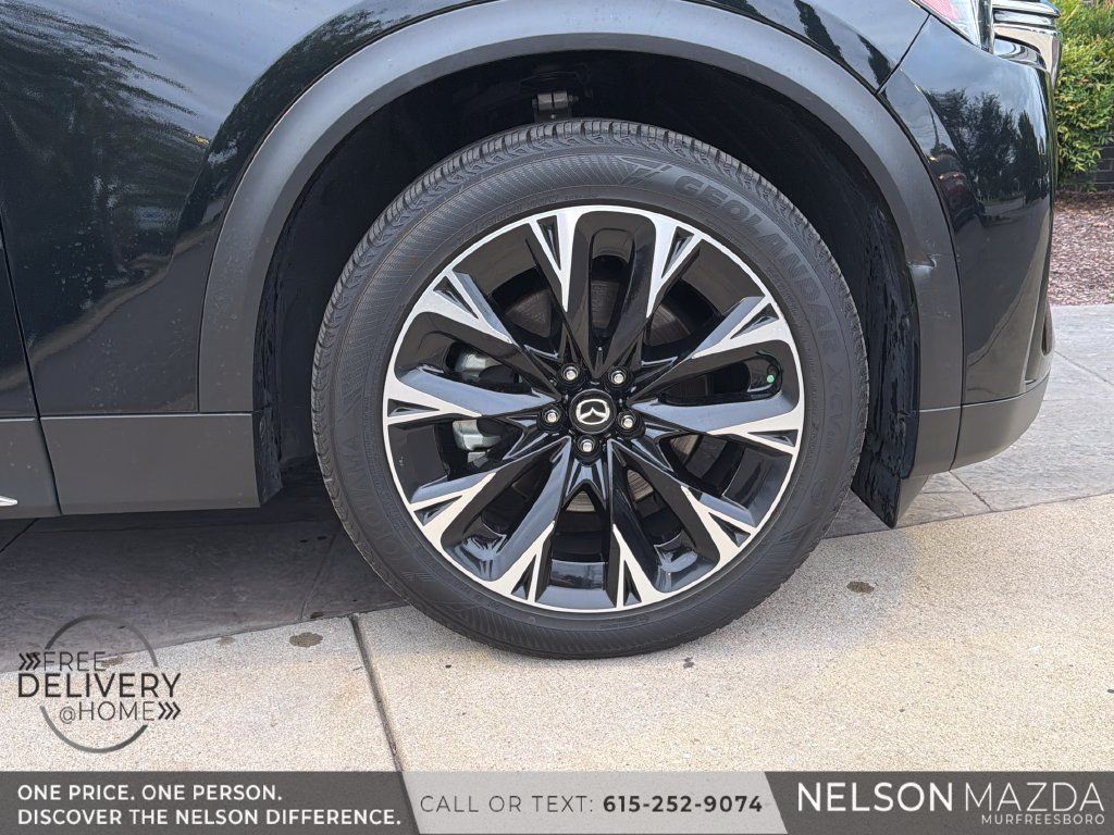 Certified 2024 MAZDA CX-90 Plug-In Hybrid w/ Premium Pkg AWD/4WD image 13