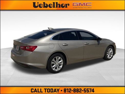 Used 2023 Chevrolet Malibu LT FWD image 4