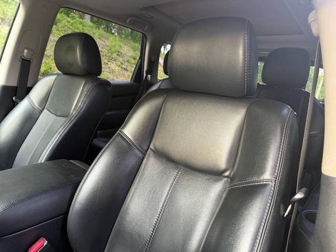 Used 2017 Nissan Pathfinder SL w/ SL Premium Package FWD image 14