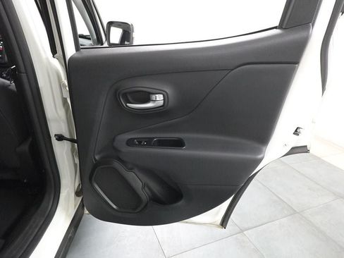 Used 2023 Jeep Renegade Trailhawk AWD/4WD image 28