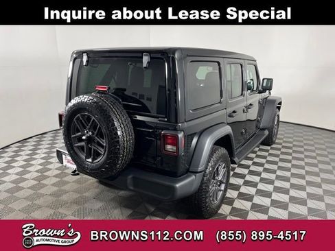 Used 2026 Jeep Wrangler Unlimited Sport AWD/4WD image 7