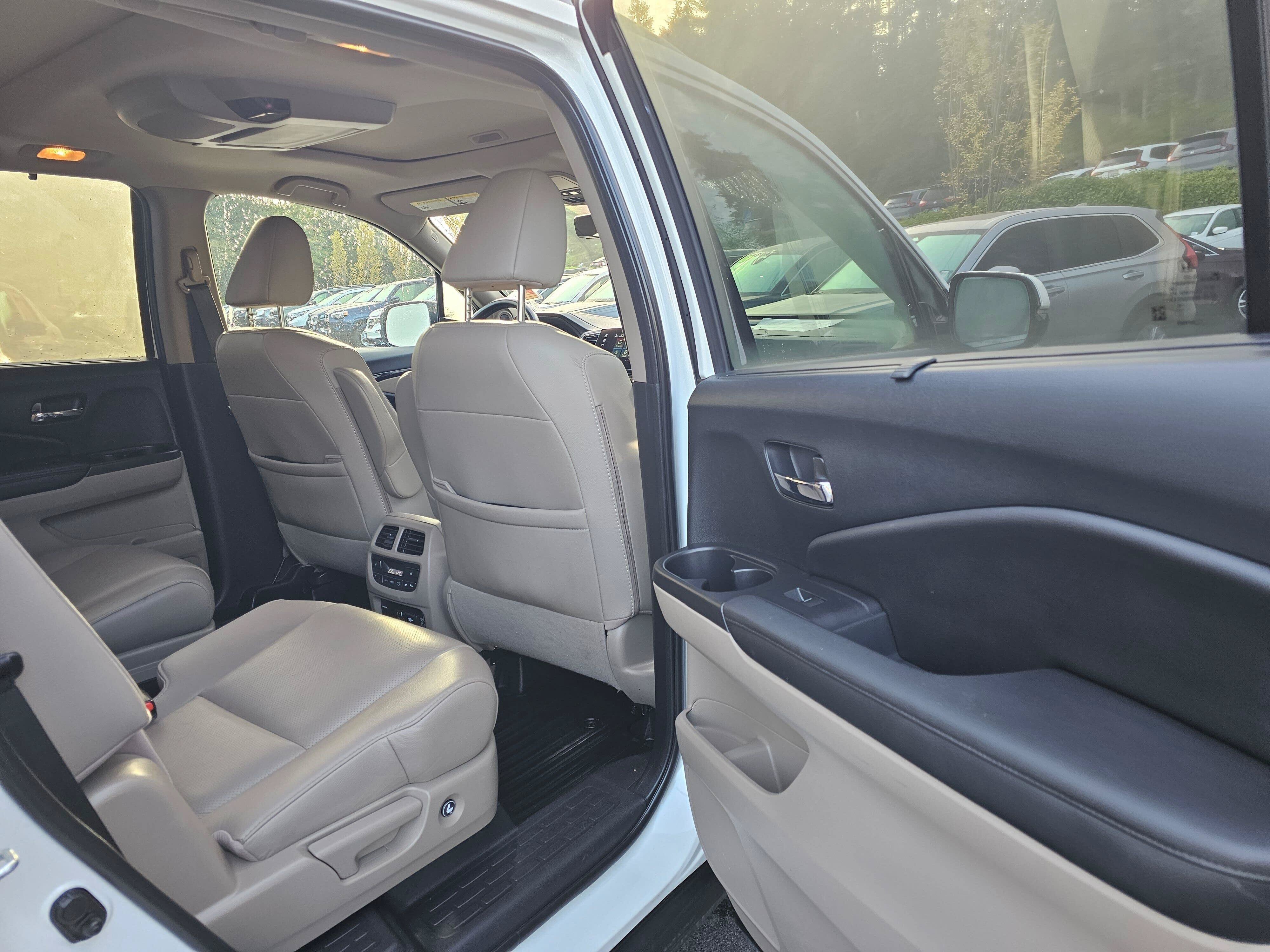 Used 2022 Honda Pilot Elite image 15