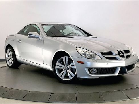 Used 2010 Mercedes-Benz SLK 350 image 1