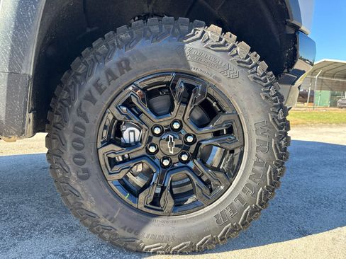 New 2026 Chevrolet Silverado 1500 ZR2 image 35