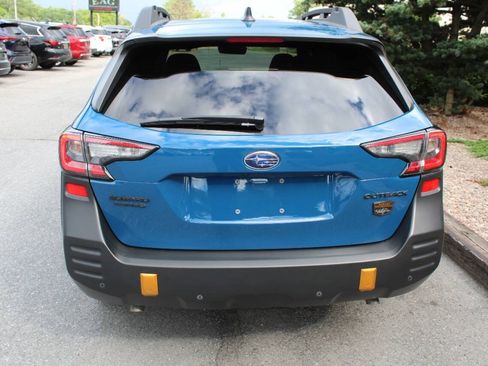 Used 2025 Subaru Outback Wilderness AWD/4WD image 7