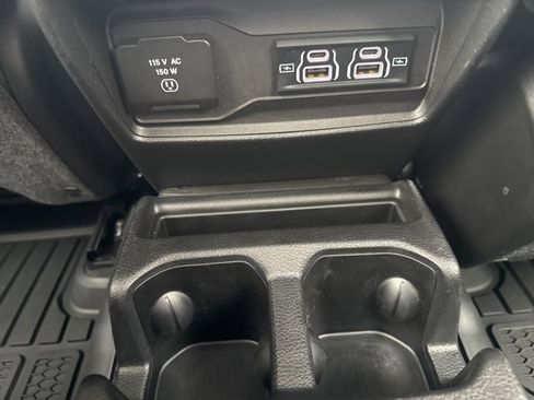 Used 2022 Jeep Grand Cherokee L Limited image 20