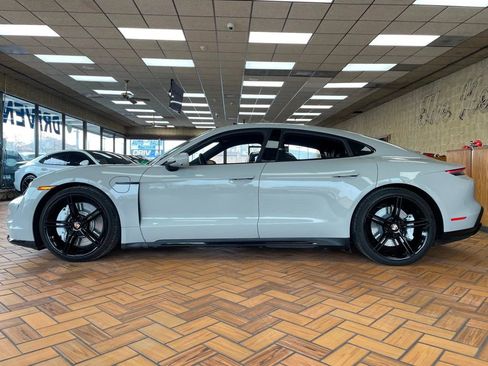 Used 2021 Porsche Taycan Turbo image 6